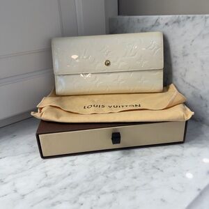 Louis Vuitton Vernis Long Wallet